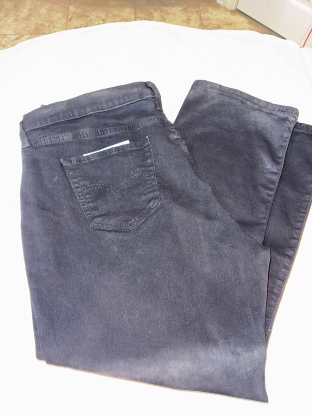 Levi's Straight Leg Jeans in Dark Blue